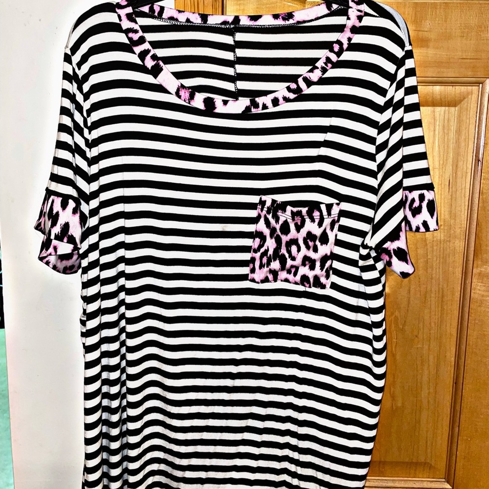 Plus size Womens top